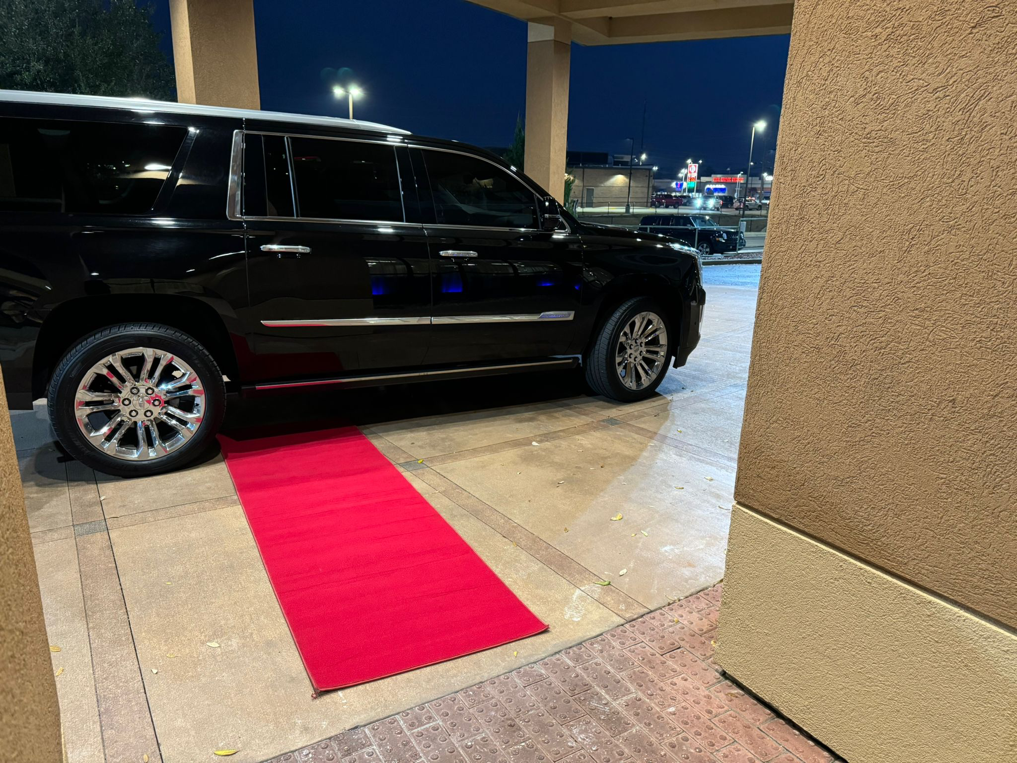 Experience Nashville in Unrivaled Style— Your Guide to Premier Limousine Service